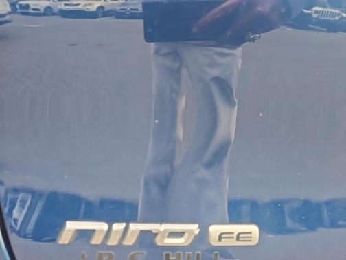 2021 Kia Niro LX