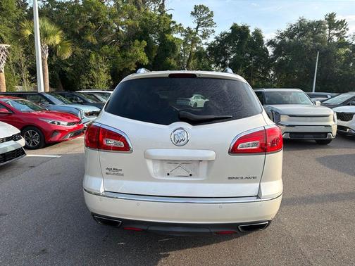 White Diamond Clearcoat 2014 Buick Enclave Leather