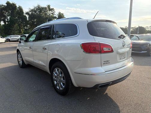 White Diamond Clearcoat 2014 Buick Enclave Leather