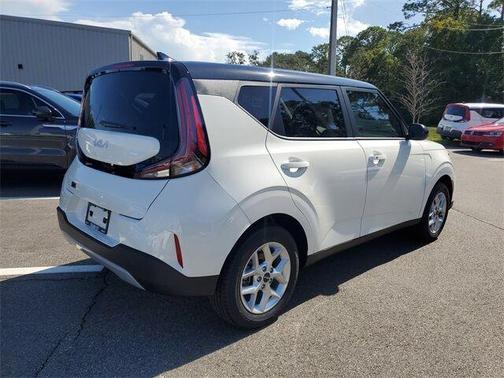2025 Kia Soul S