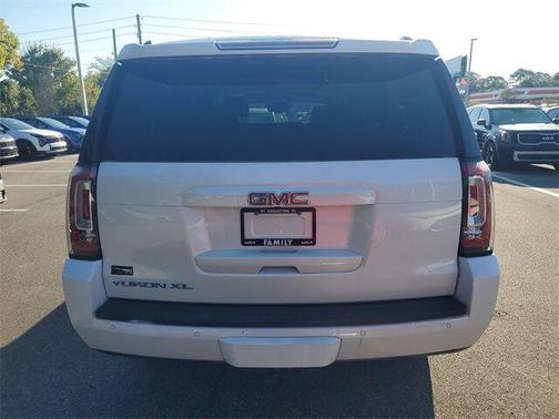 2016 GMC Yukon XL SLT