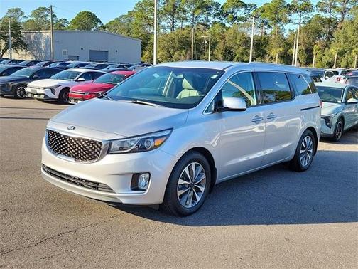 2015 Kia Sedona SX