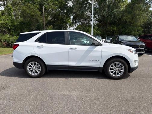 Summit White 2021 Chevrolet Equinox LS