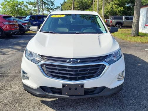 Summit White 2021 Chevrolet Equinox LS