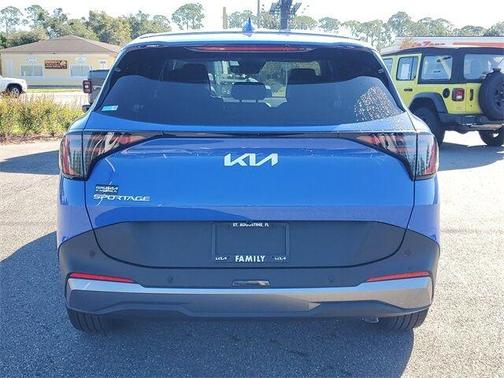 2026 Kia Sportage EX