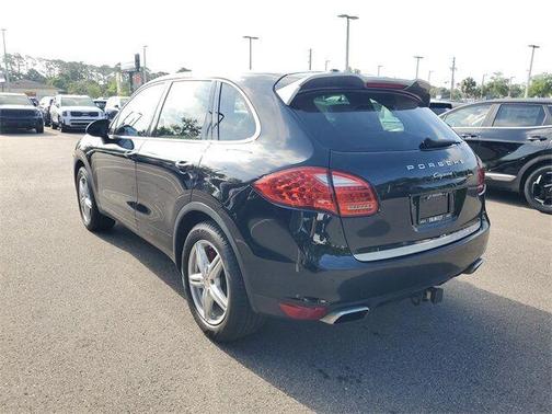 2014 Porsche Cayenne Platinum Edition