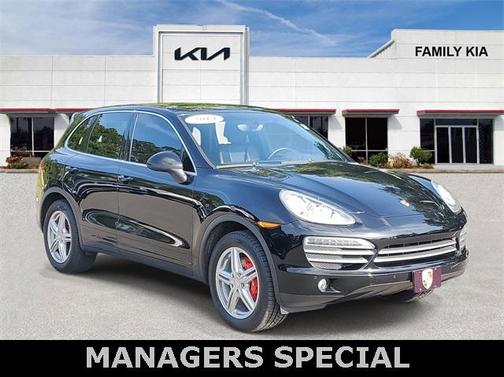 2014 Porsche Cayenne Platinum Edition