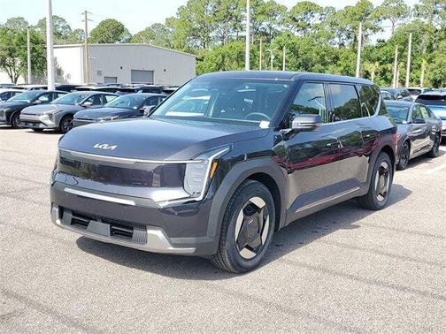 2026 Kia EV9 Light Long Range
