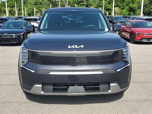 2026 Kia EV9 Light Long Range