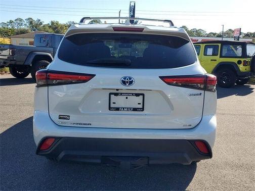 2021 Toyota Highlander Hybrid XLE
