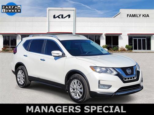 2018 Nissan Rogue SV