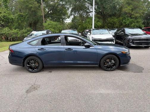 Canyon 2025 Honda Accord SE