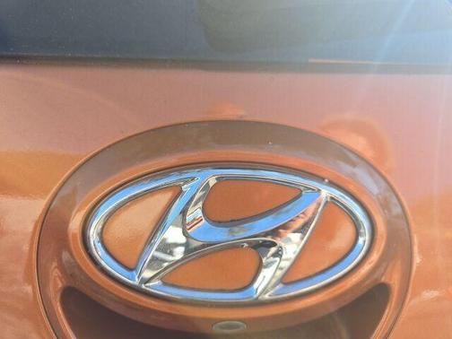 2016 Hyundai Veloster Base