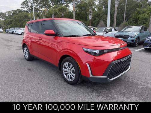 Inferno Red 2023 Kia Soul LX