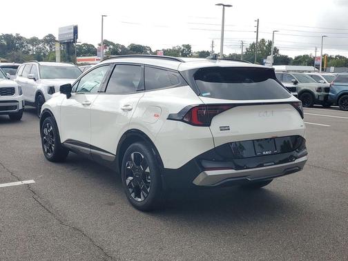 Snow White Pearl 2026 Kia Sportage Hybrid SX-Prestige