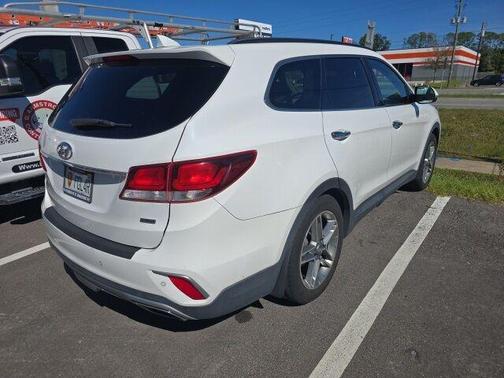 2017 Hyundai SANTA FE SE Ultimate