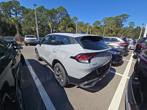 2023 Kia Sportage SX