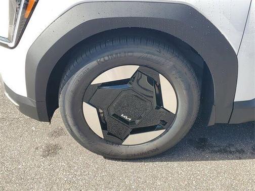 2026 Kia EV9 Light Long Range