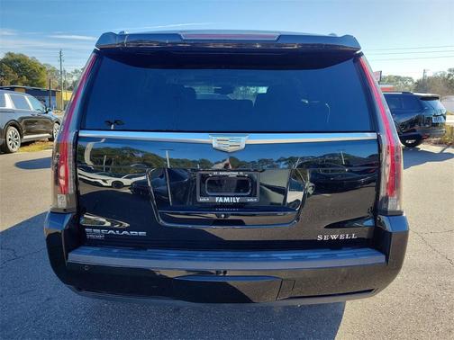 2015 Cadillac Escalade Premium