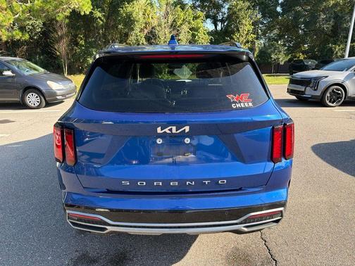 Sapphire Blue 2022 Kia Sorento EX