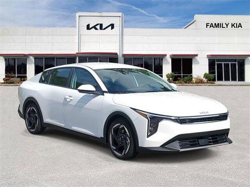 2025 Kia K4 EX