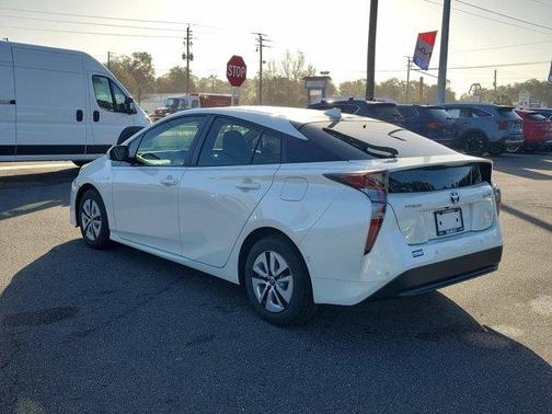 2018 Toyota Prius Four