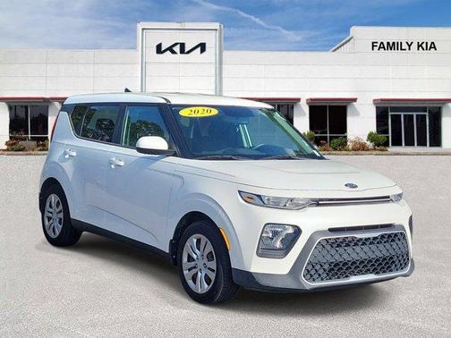 Snow White Pearl 2020 Kia Soul LX