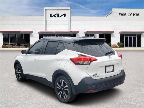 2018 Nissan Kicks SV