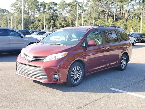 2019 Toyota Sienna L