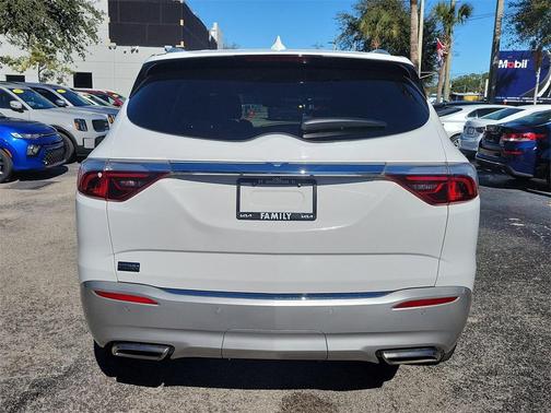 2022 Buick Enclave Essence