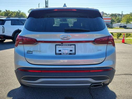 Shimmering Silver Pearl 2023 Hyundai SANTA FE SE