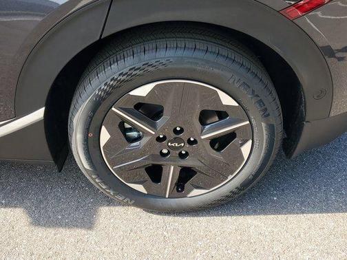 2025 Kia EV6 Light Long Range