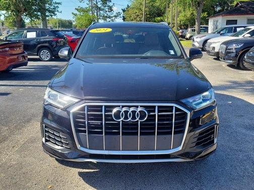 Orca Black Metallic 2021 Audi Q7 55 Premium Plus