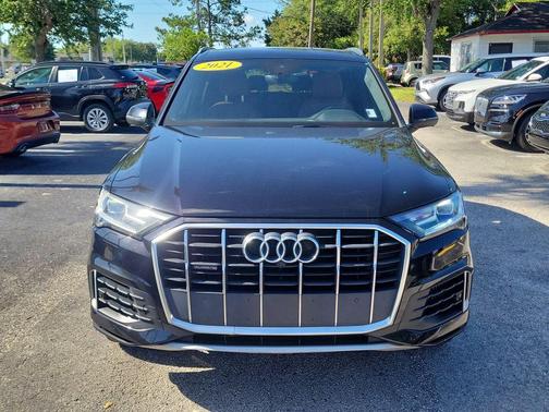 Orca Black Metallic 2021 Audi Q7 55 Premium Plus