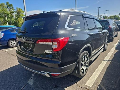 2019 Honda Pilot Touring 8-Passenger