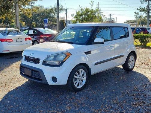 2013 Kia Soul +
