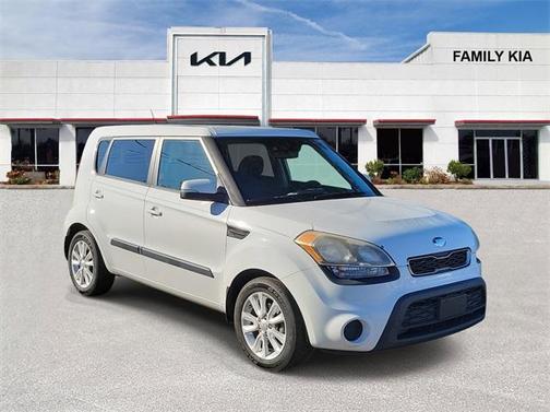 2013 Kia Soul +