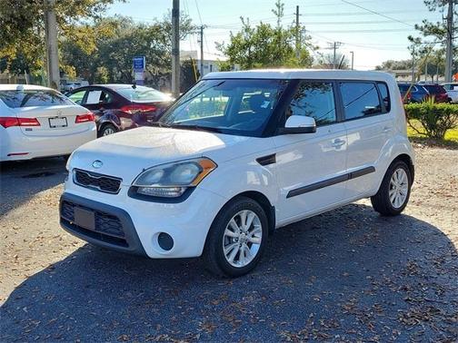 2013 Kia Soul +