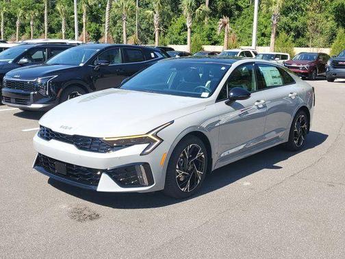 2025 Kia K5 GT-Line