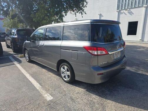 2014 Nissan Quest SV
