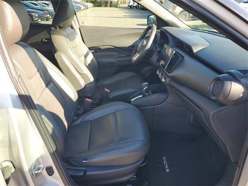 2018 Nissan Kicks S