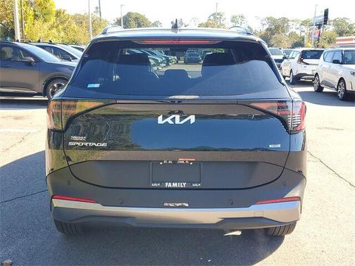 2026 Kia Sportage Hybrid EX