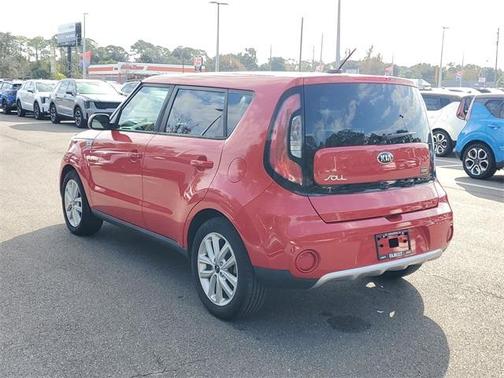 2017 Kia Soul +