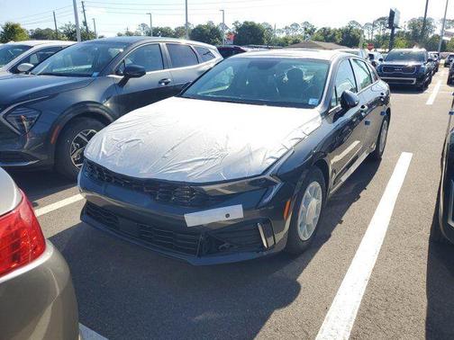 2025 Kia K5 LXS