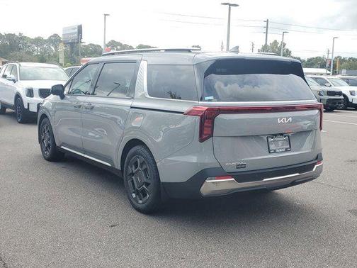 2026 Kia Carnival SX