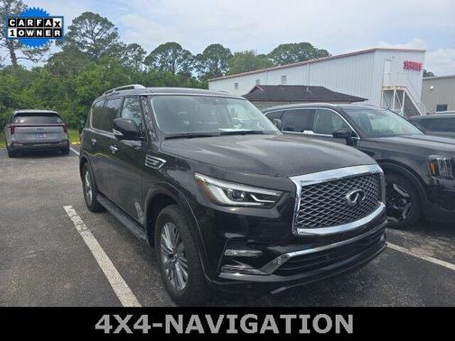 2023 INFINITI QX80 Luxe