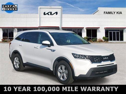 2022 Kia Sorento LX