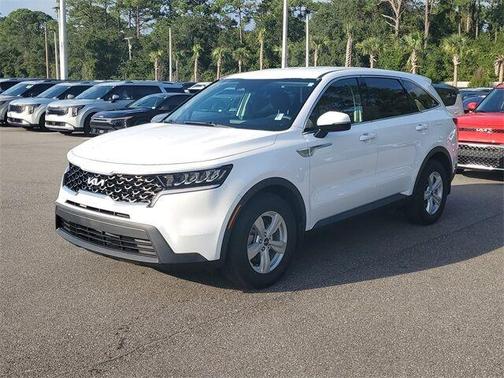 2022 Kia Sorento LX