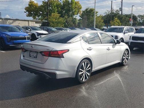 2020 Nissan Altima 2.5 SR