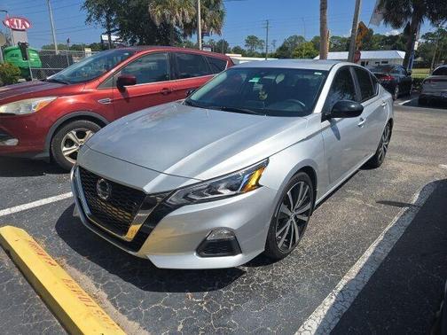 2020 Nissan Altima 2.5 SR
